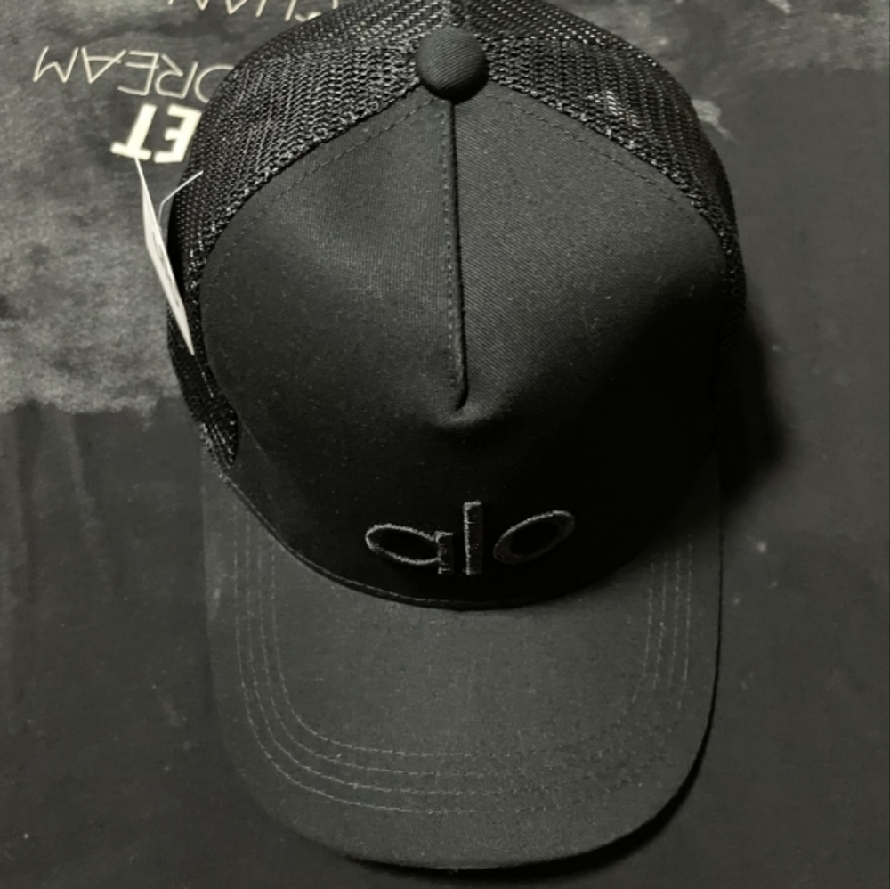 ALO Yoga Black Mesh Cap